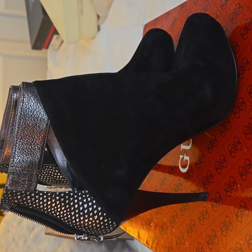 Guess Booties